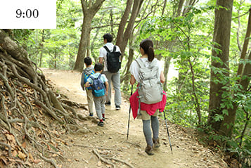 「自然の宝庫、九重連山での登山を楽しむ」九重連山は初心者からベテランの登山者まで、誰もが楽しめるコースが用意されています。赤川登山口の近くには赤川温泉があり、登山の疲れを癒やすのに最適です。